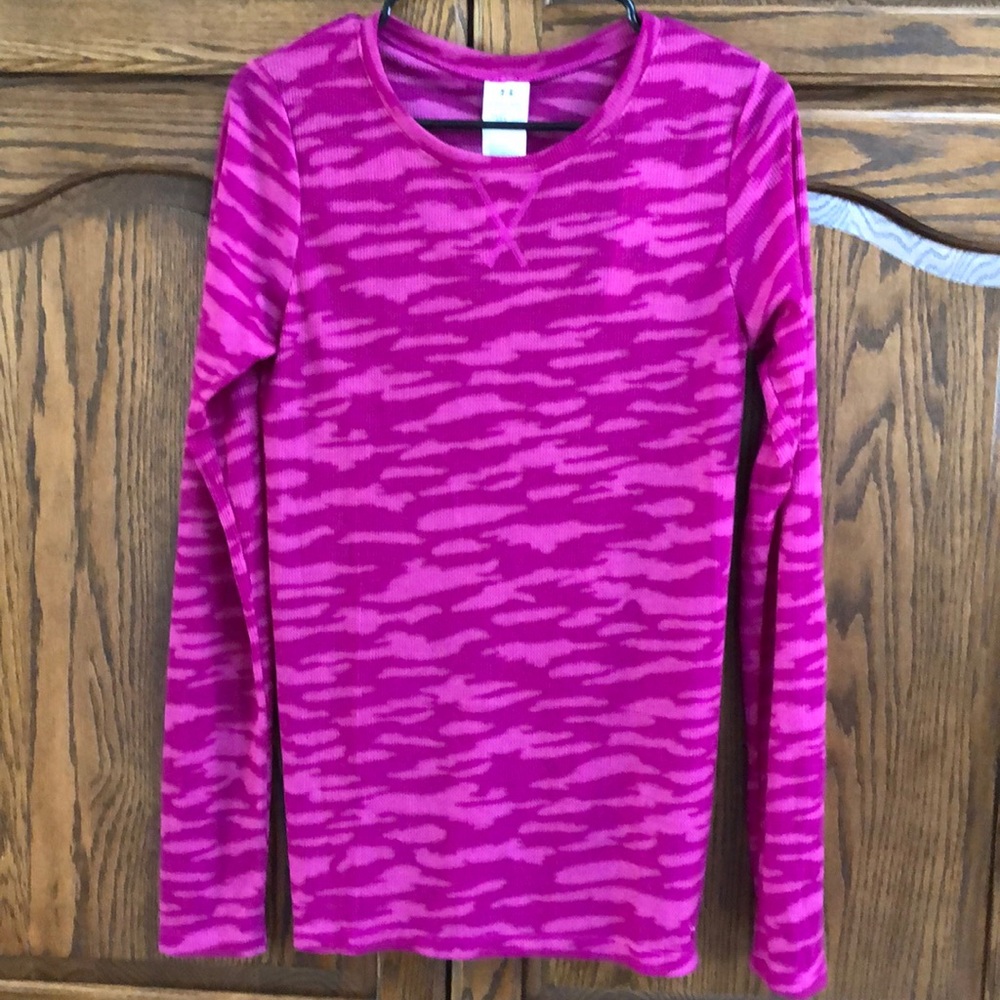 NWT Under Armour long sleeve thermal camo top